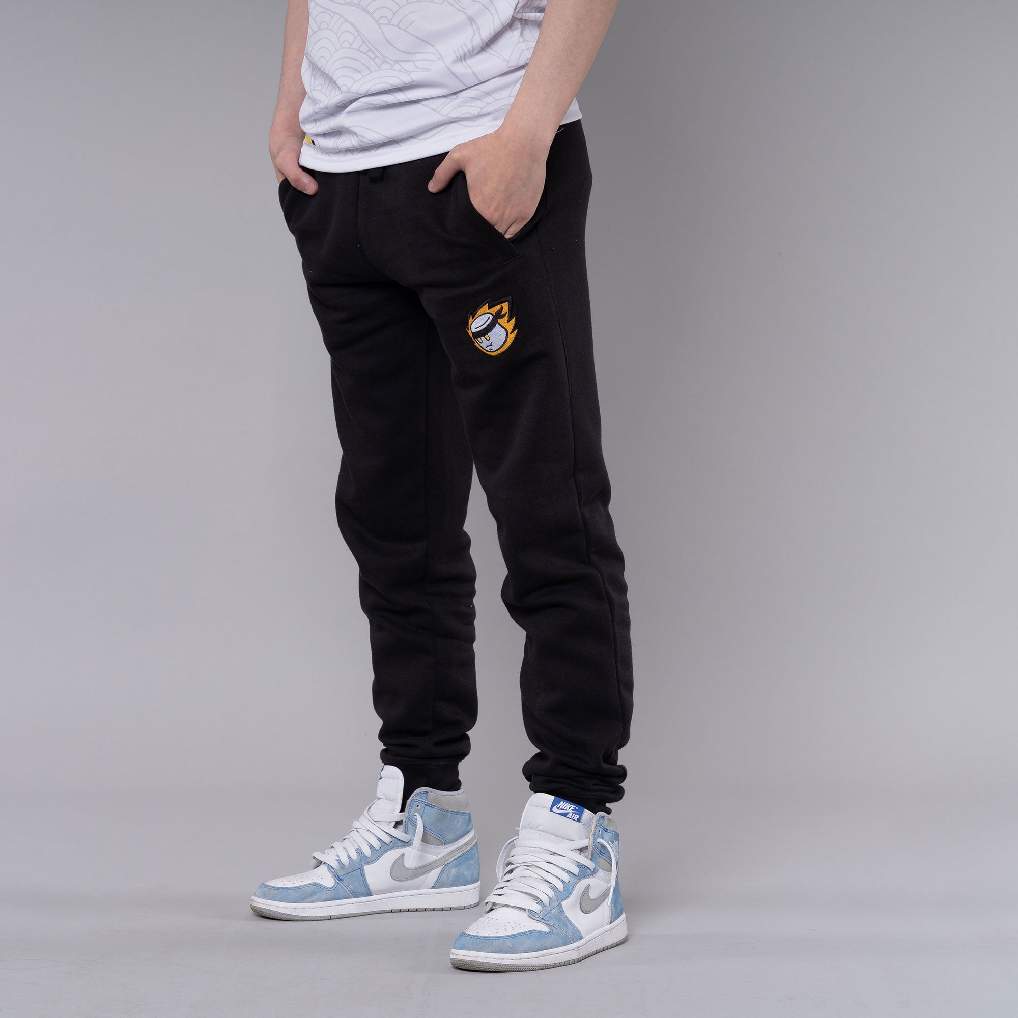 Essential Joggers 2022